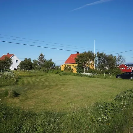 Feriehus Vacation Right By The Sea In Norwegian Archipelago District Helgeland. *